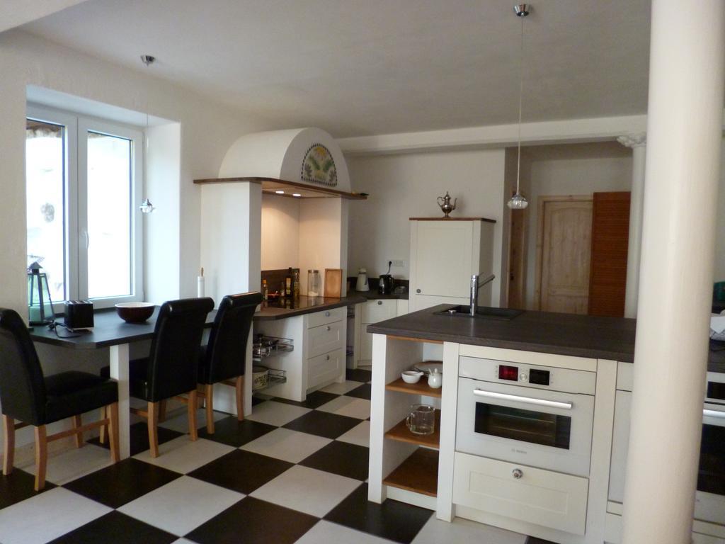 Rossenhof Apartment *